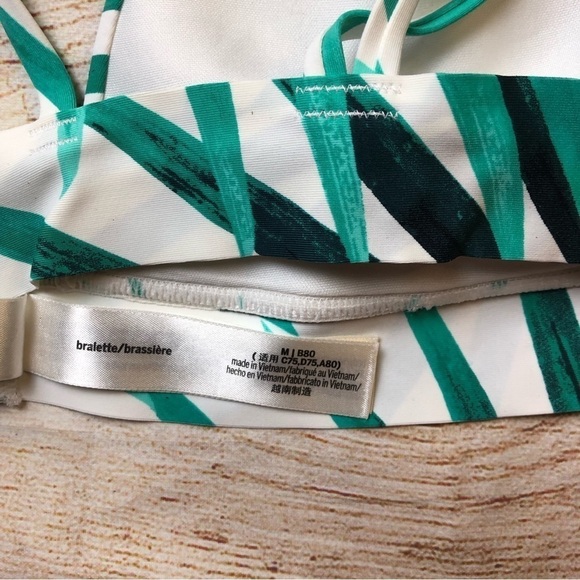 VS Pink Bralette - Picture 5 of 5